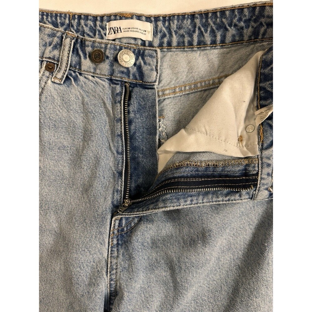 Zara Women’s Size 6 Straight Leg High Rise Light Wash Distressed Denim Jeans - Picture 4 of 12